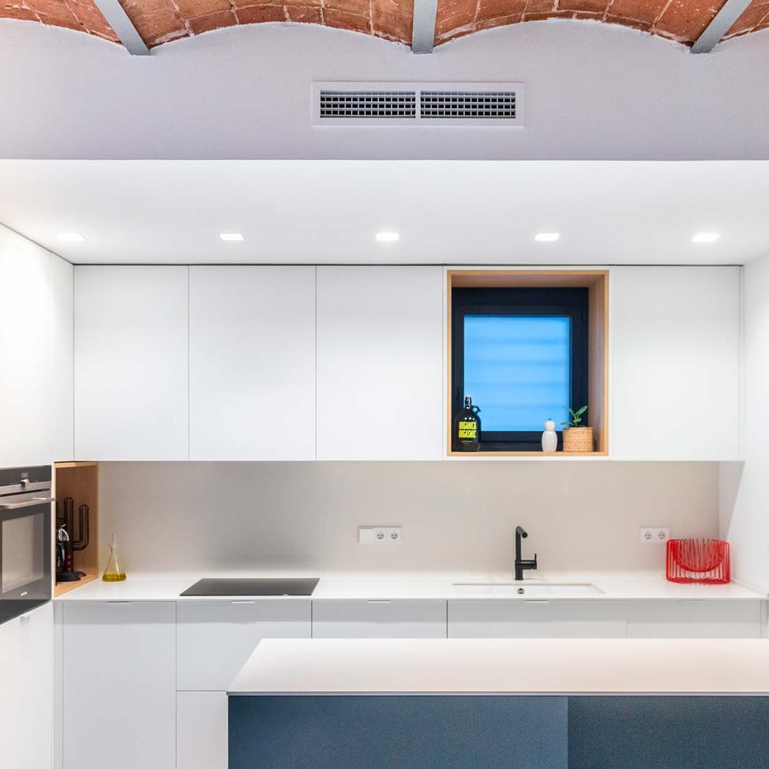 Cocina de concepto abierto en el Gótico - Spai Cuines Cocinas.