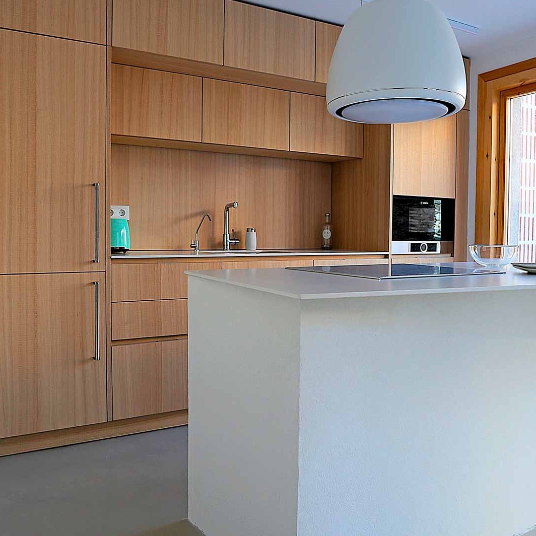 Cocina-madera-natural-00-Spaicuines