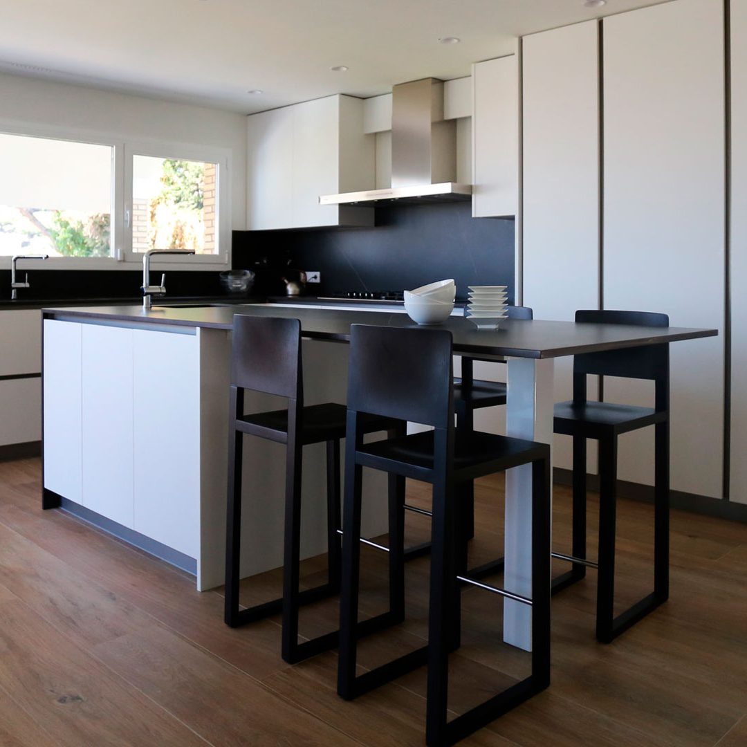 Portada-Cocina-Blancoynegra-00-Spaicuines